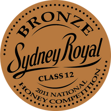 Load image into Gallery viewer, Malfroy&#39;s Gold 2011 Bronze Medal Sydney Royal Easter Show
